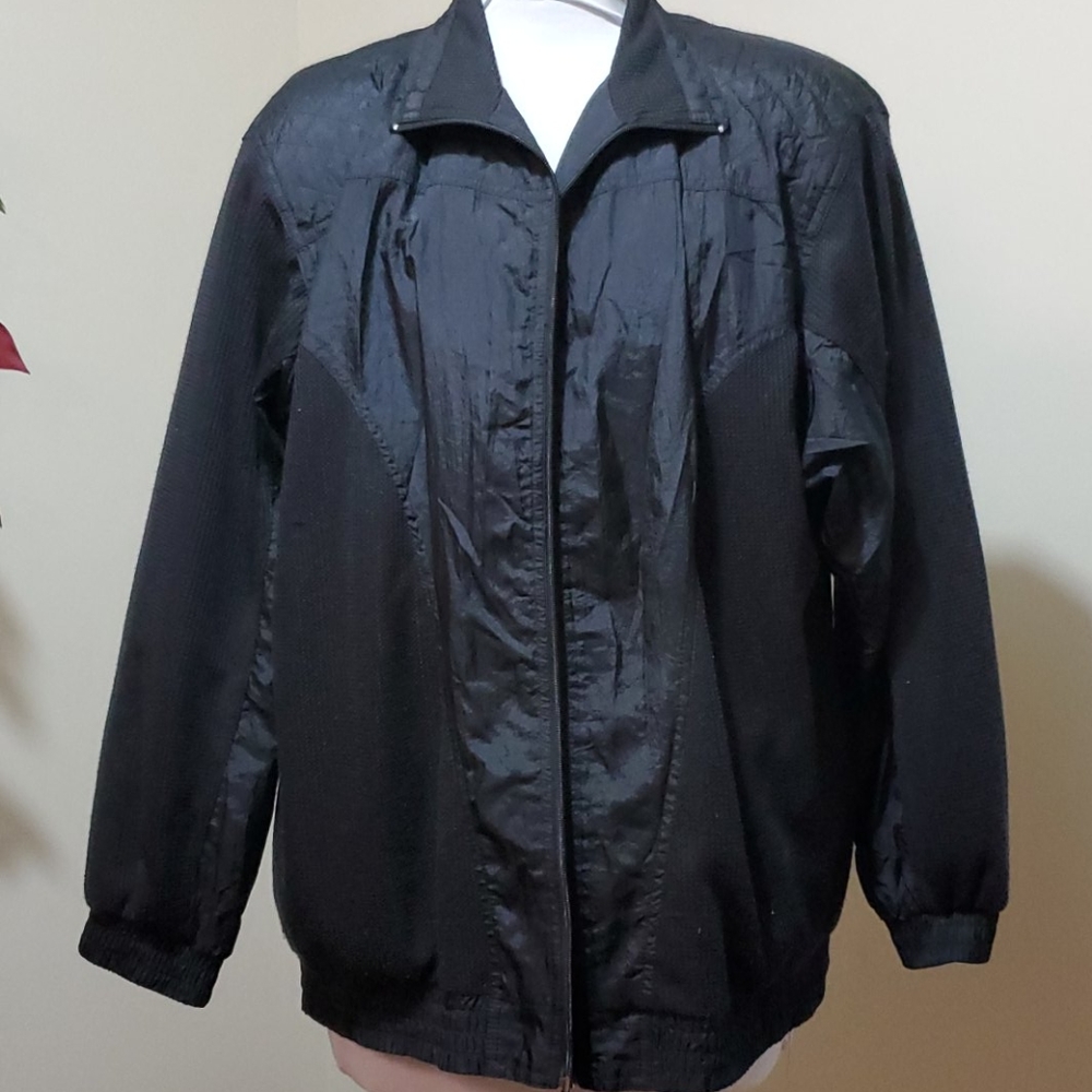 Vintage Lady Lavon Black Windbreaker– 1X